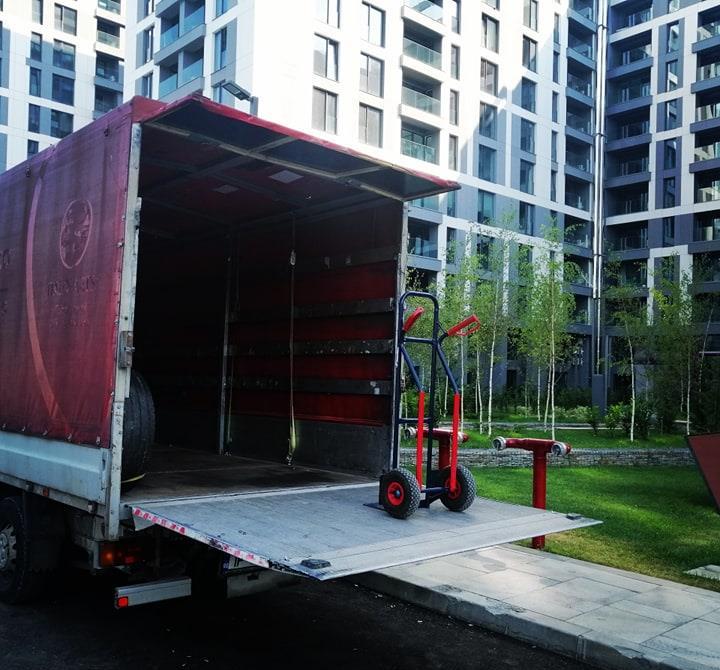 Transport cu duba 3.5 to cu lift hidraulic