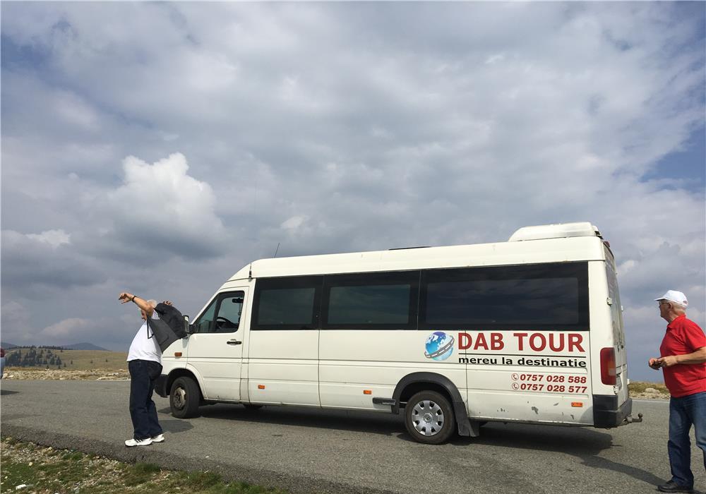 Transport persoane ocazional si conventie