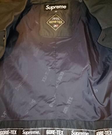 Trenci SUPREME GORE TEX