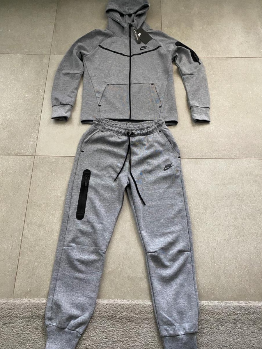 Trening Nike Tech Fleece  M