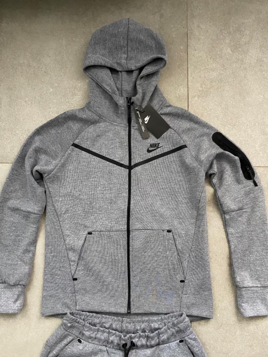 Trening Nike Tech Fleece  M