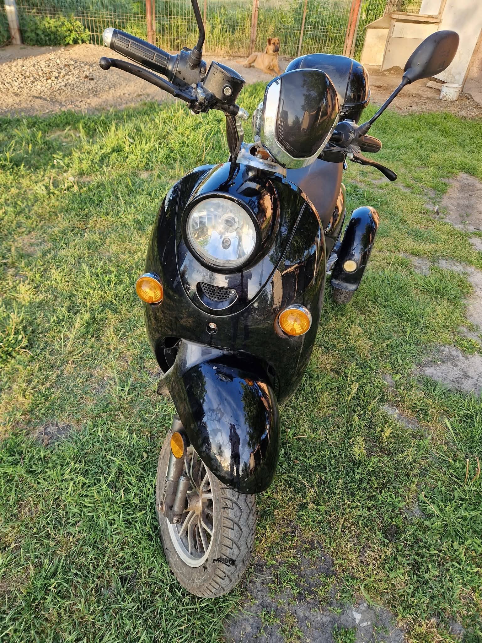 Tricicletă electrică