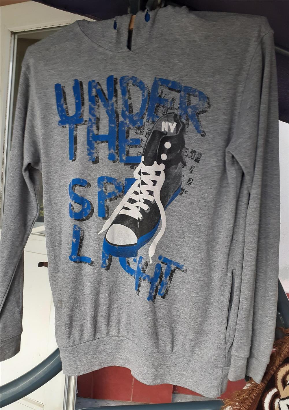 Tricou bărbaţi mânecă lungă, cu glugă