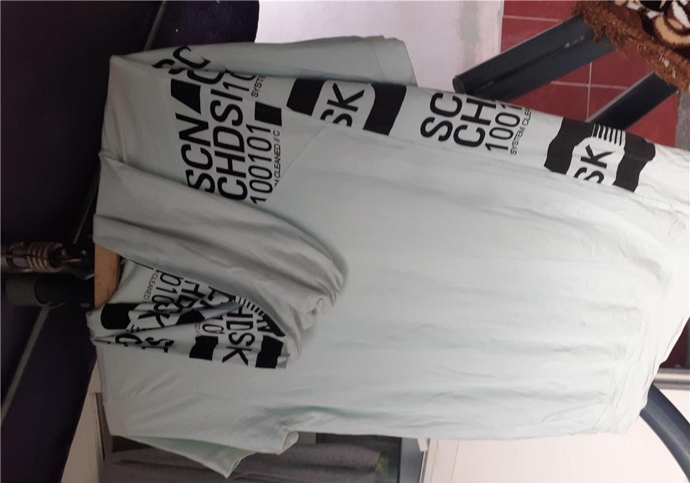 Tricou bărbaţi mânecă scurtă, cu glugă