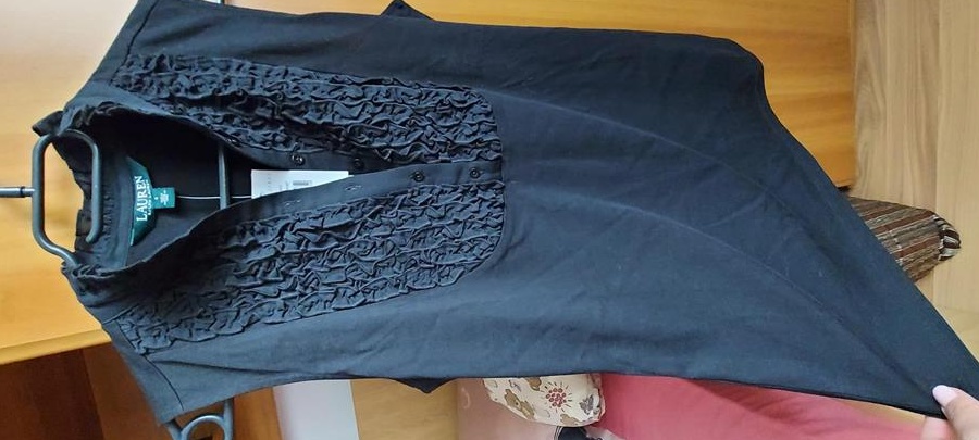 Tricouri si bluze 10 lei