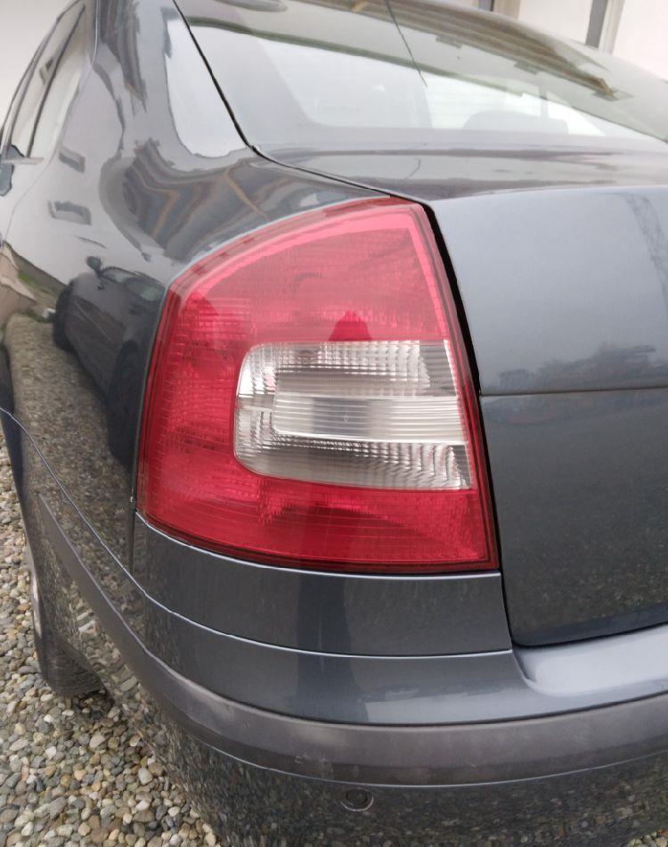 tripla stop stânga skoda  octavia 2 Facelift