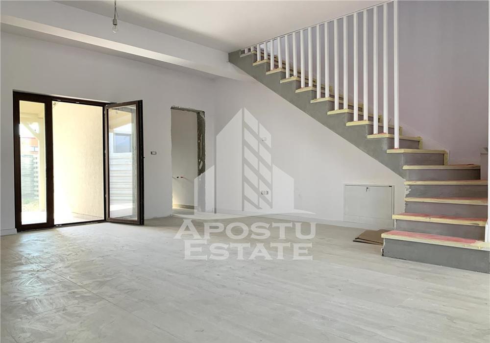 Triplex cu 3 camere, Dumbravita