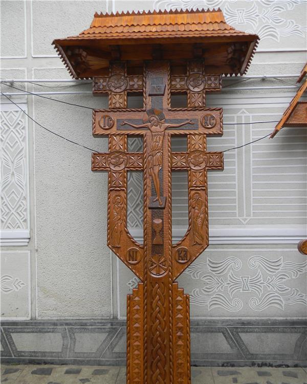 troite si cruci lemn stejar