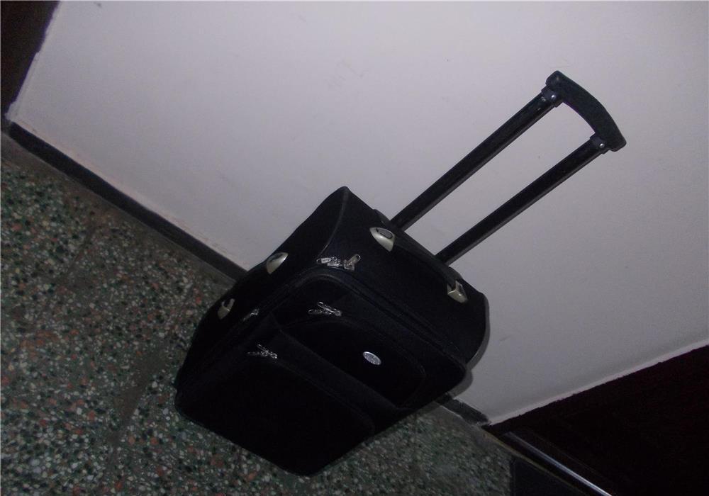 Troler 57/37cm elegant ELITE BAGGAGES impecabil geamantan cu roti valiza voiaj geanta bagaj de mana