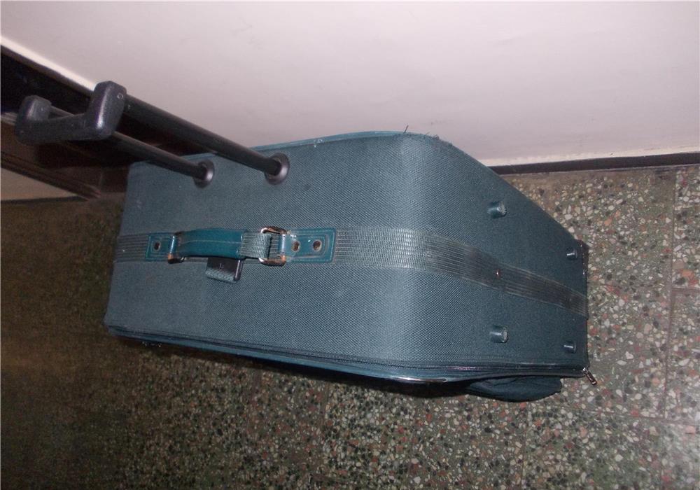 Troler mare 78/52 DELSEY,cu 2 roti bune,fermoare functionale,multe compartimente,vedeti 8 POZE REALE