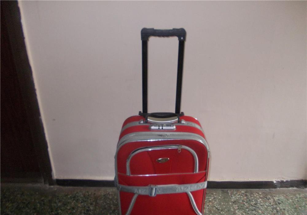 Troler mic extensibil 55/40 AIZHILV stare super,8 roti ok,fermoare ok,multe compartimente,poze reale