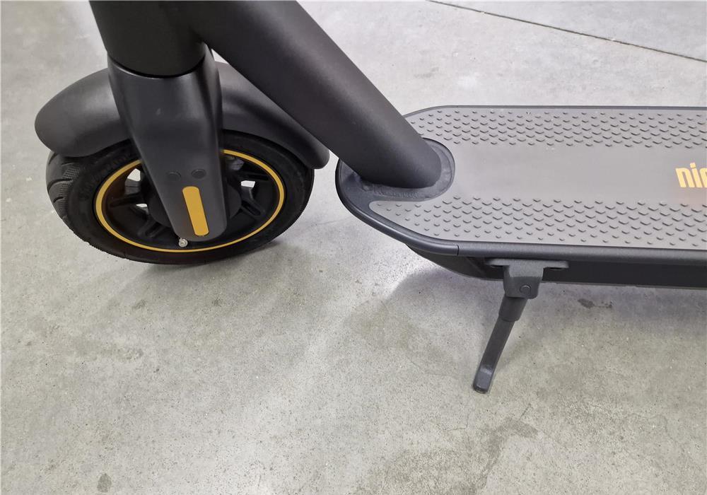 Trotineta electrica Ninebot by Segway KickScooter MAX G30E II