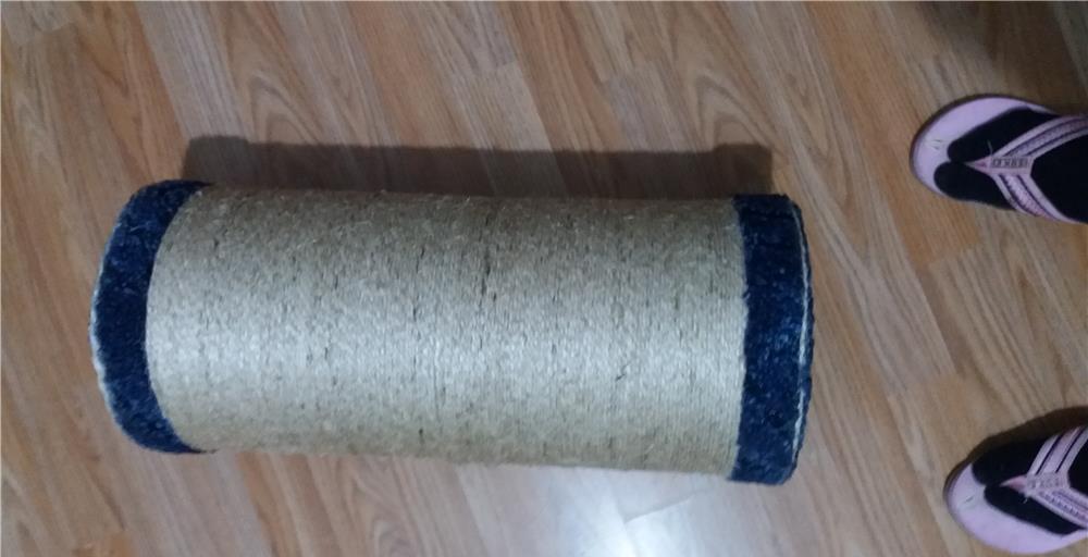 Tub de joacă  pentru pisici
