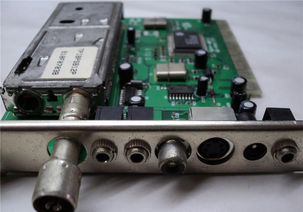 Tuner TV-FM KWORLD SkyEye PCI DK BG FM