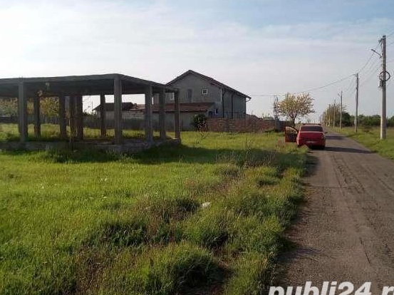 Tuzla, vand casa, la rosu, 8/12 , pe partea marii ,cu teren 610 mp
