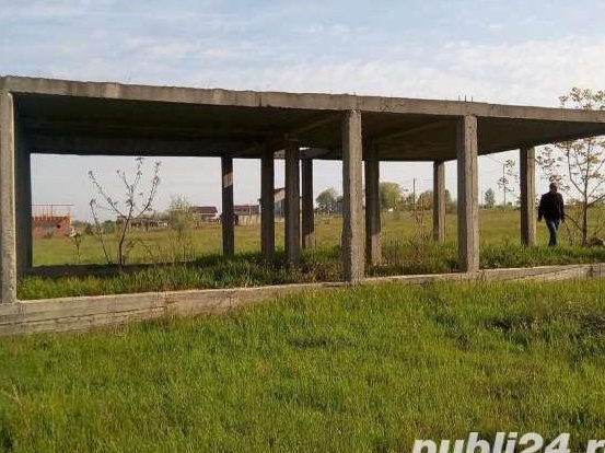 Tuzla, vand casa, la rosu, 8/12 , pe partea marii ,cu teren 610 mp