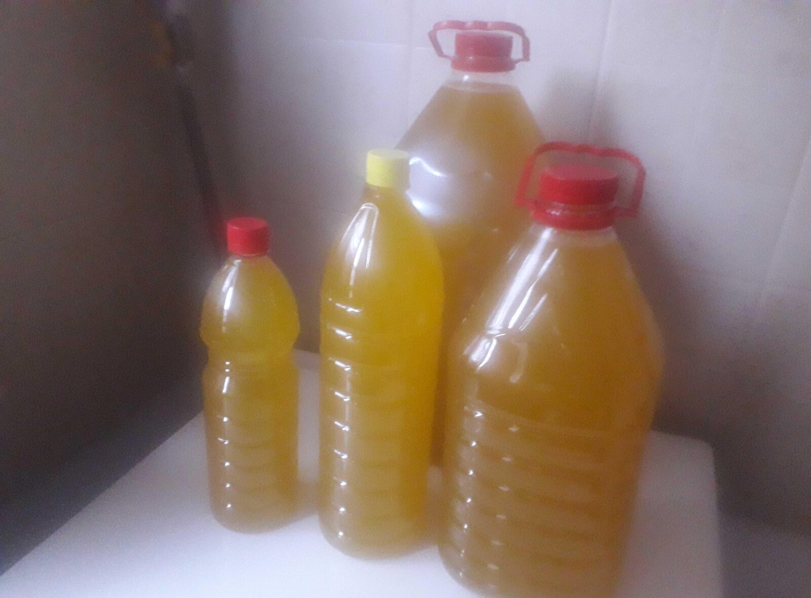 Ulei filtrat, presat la rece din floarea soarelui, ieftin, calitate!