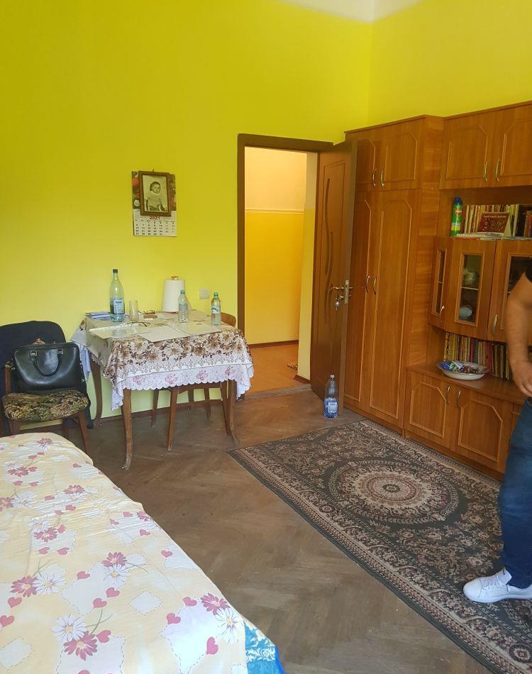 Ultracentral,str Inocentei, garsonieră de vanzare
