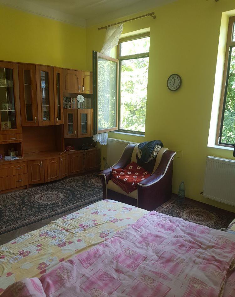 Ultracentral,str Inocentei, garsonieră de vanzare