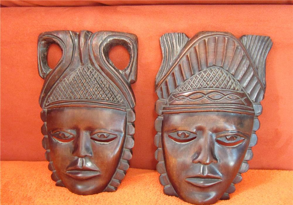 un cadou inedit-arta africana de colectie,masti vintage,superbe-el si ea