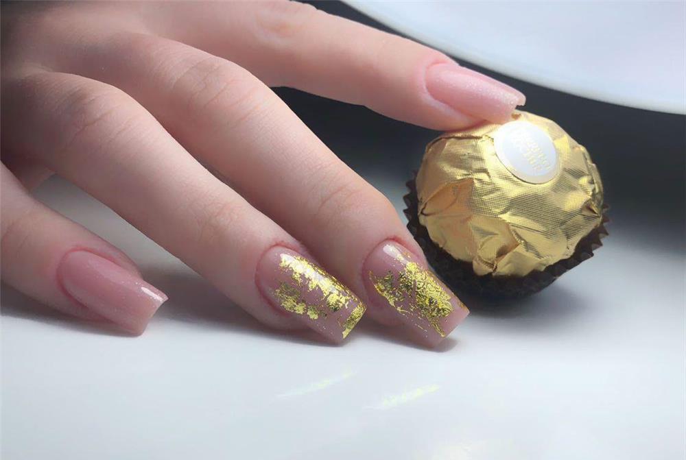 Unghii gel/Semipermanenta cu apex/pedichiura si laminare sprancene