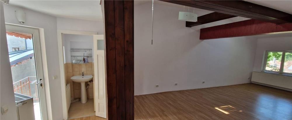 Unirii-Calea Calarasilor-Piata Sfantul Stefan,apartament 4 camere B C SM
