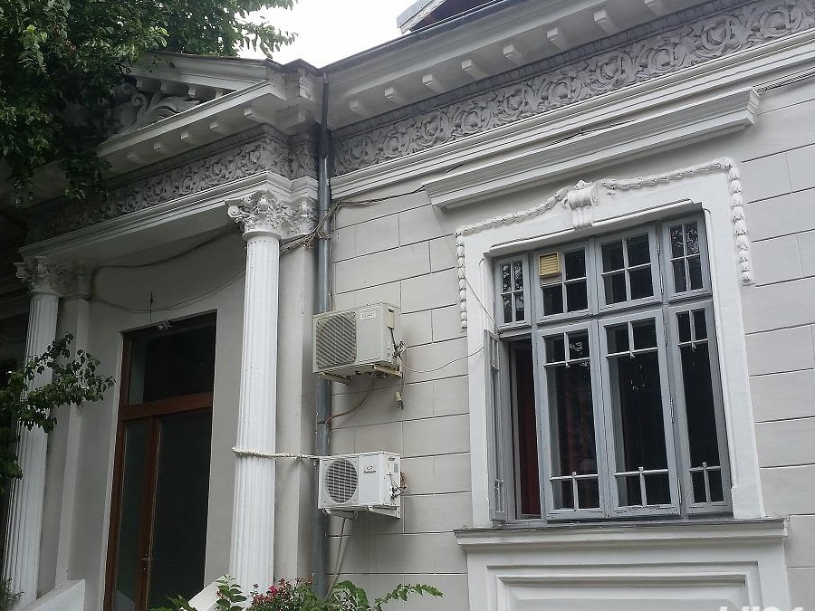 Unirii - Matei Basarab 35 camere, P+M (1000mp), singur curte (1750mp) , multiple destinatii