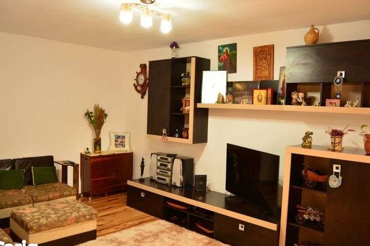 URGENT !Casa de vanzare ,zona gării.