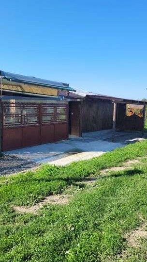 Urgent gradina cu cabana