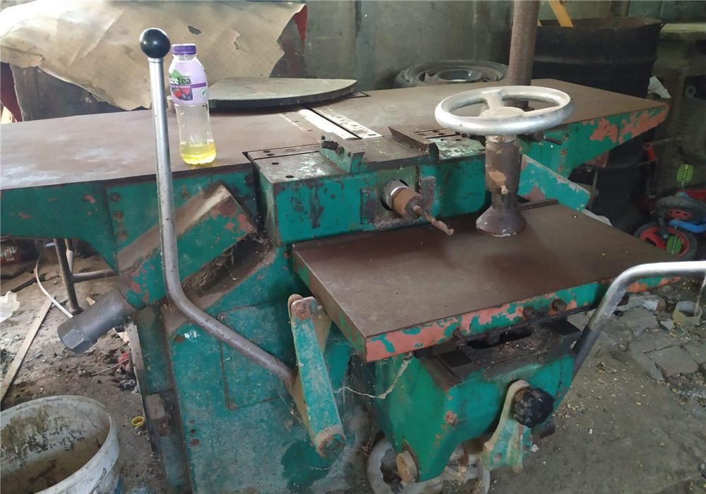 UTILAJE TAMPLARIE - ABRIC CU GROSIME, CIRCULAR, FRESER
