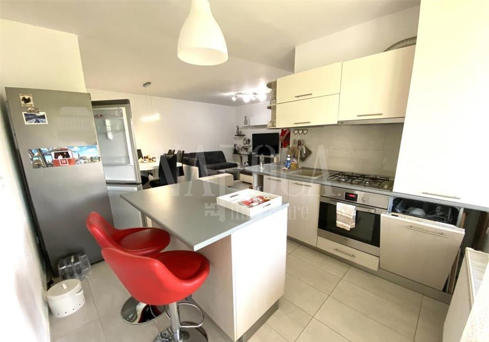 VA3 121394 Apatament cu 3 camere si priveliste deosebita in Floresti, zona Tineretului!
