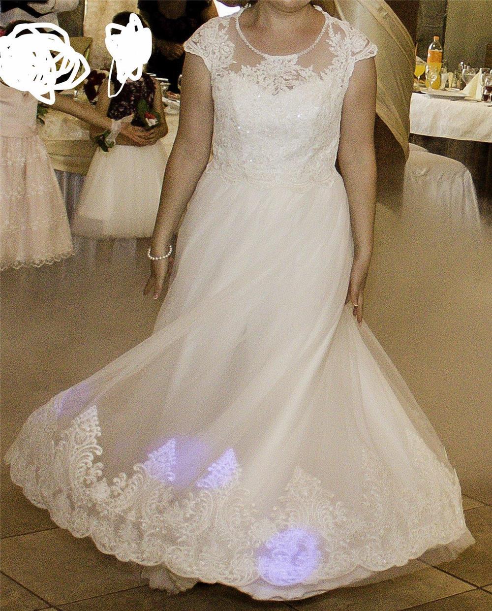 Valabil doar azi!!!Rochie mireasa - VAND URGENT!!!