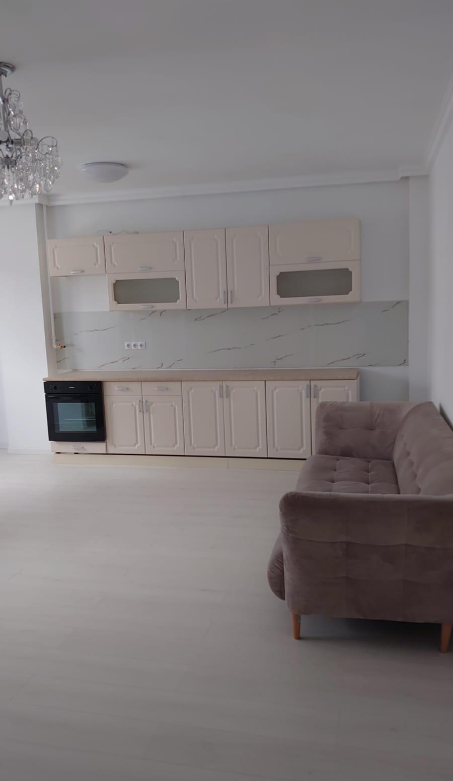 Vând 2 camere etaj 3 cu CF , bloc nou strada Valea Gârbăului în spate la Vivo.