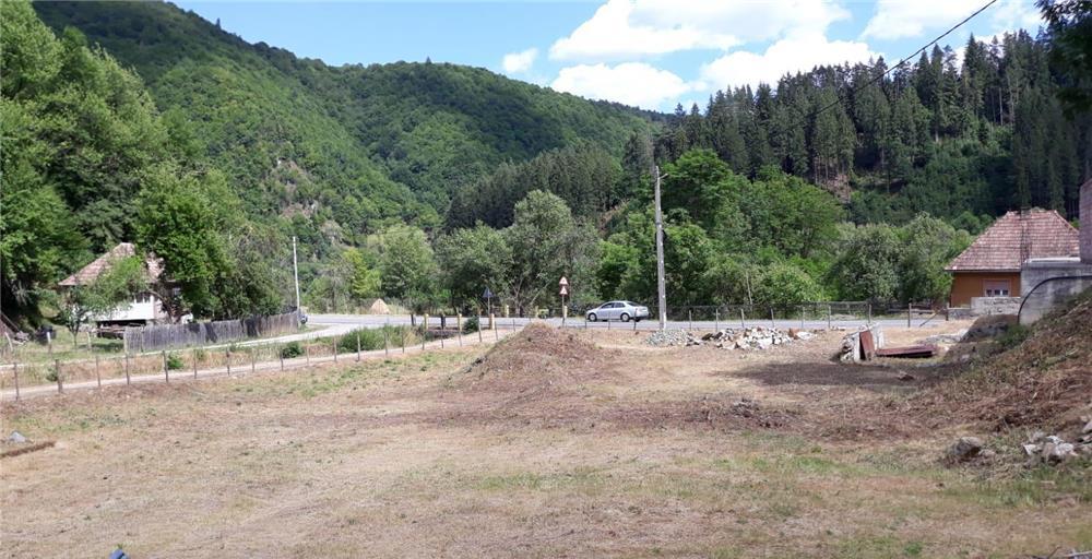 Vand 3765mp teren intravilan [intabulat] si casa caramida in construire + anexe [jud.alba,com.lupsa]