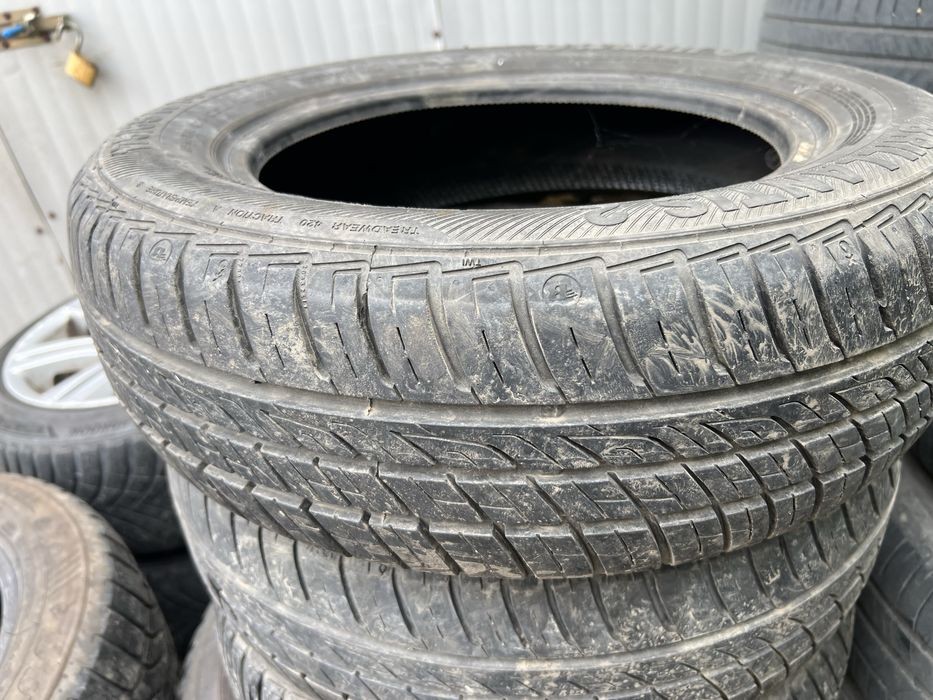 Vand 4 anvelope vara Barum 175/65 R14