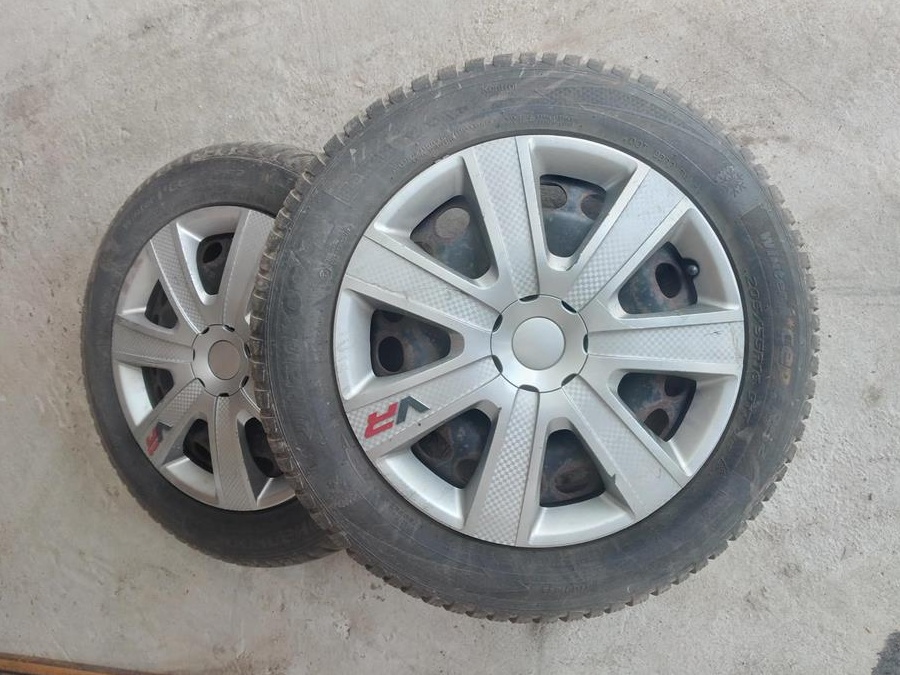 Vând 4 cauciucuri 205/55R16 91T