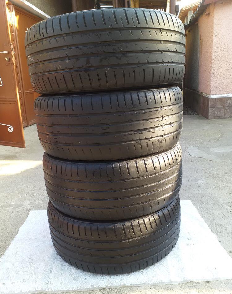Vând 4 cauciucuri de vară Hankok
