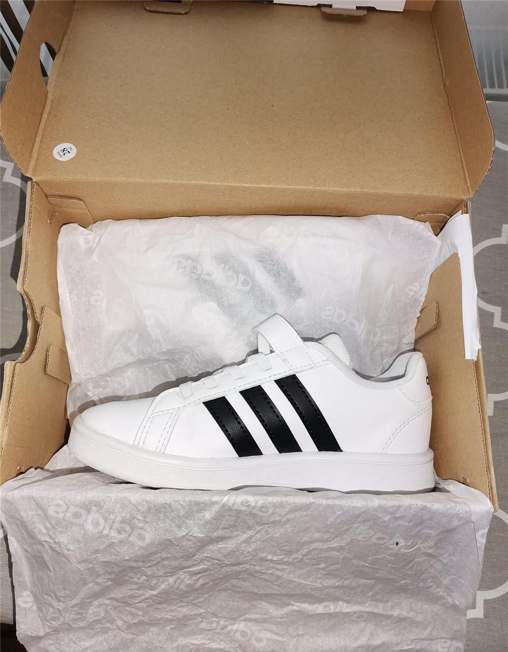 Vand Adidas unisex alb marime 30