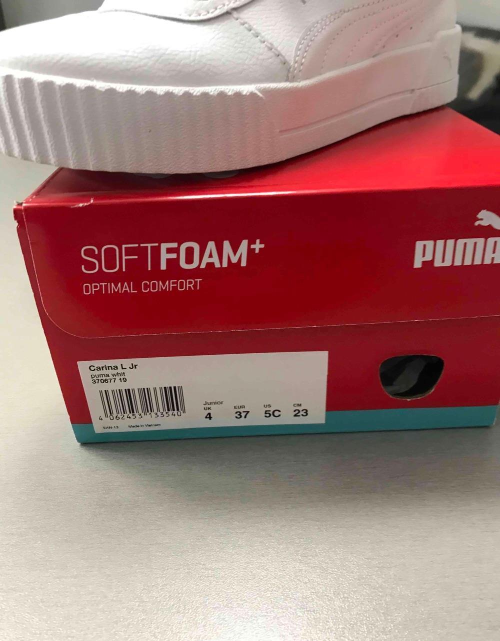 Vand adidasi Puma