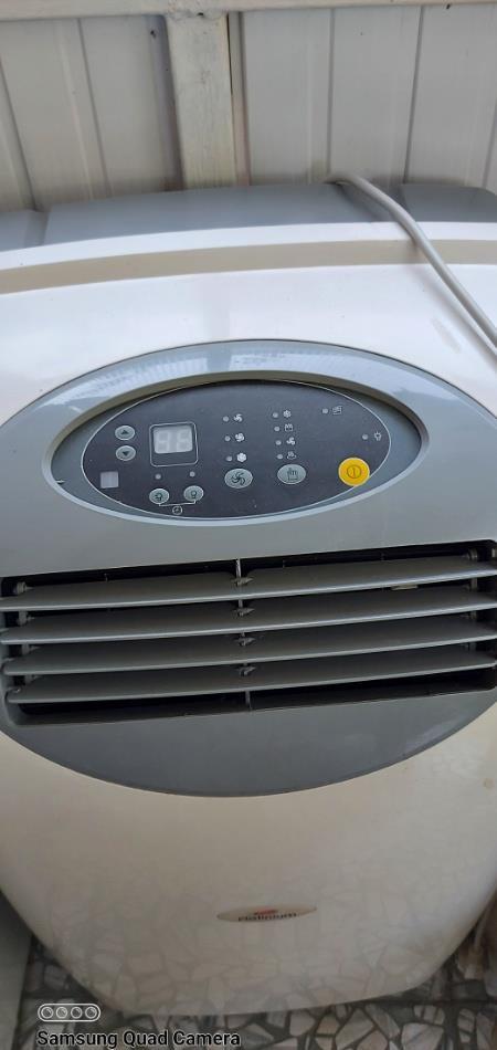 vand aer conditionat mobil