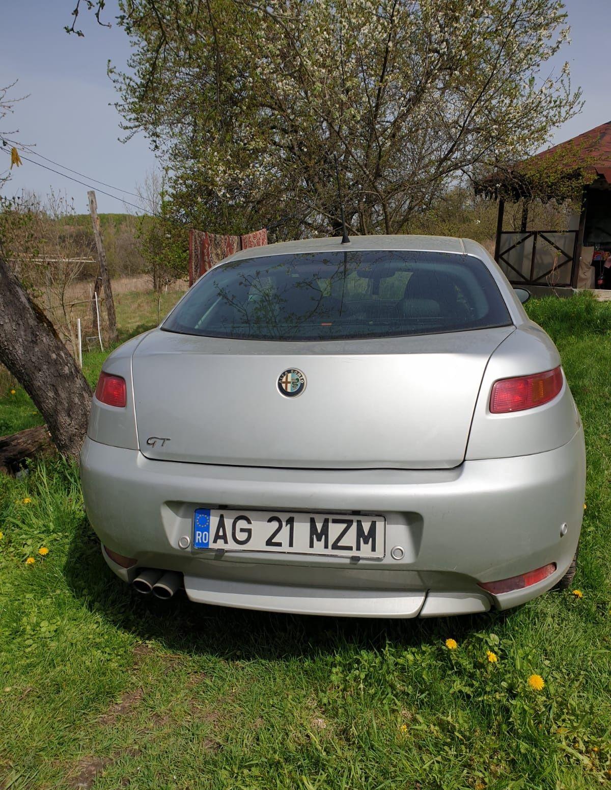 Vând Alfa Romeo GT sau schimb cu hibrid