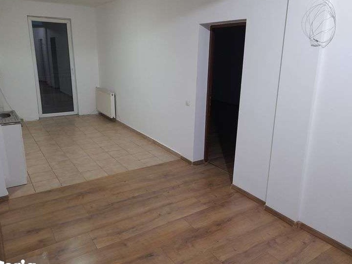 Vand ap 2 camerei 61 m+2 balcoaneFLORESTI Zona PORII