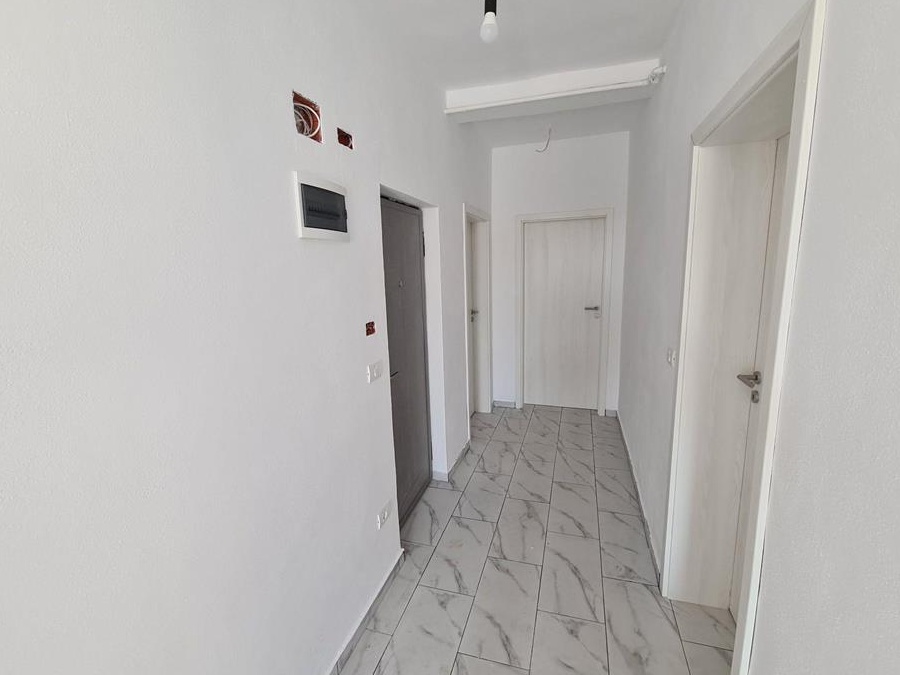 Vand ap. cu 2 camere + grădină