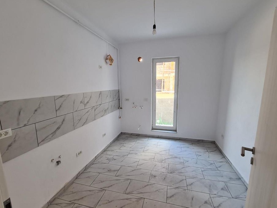 Vand ap. cu 2 camere + grădină