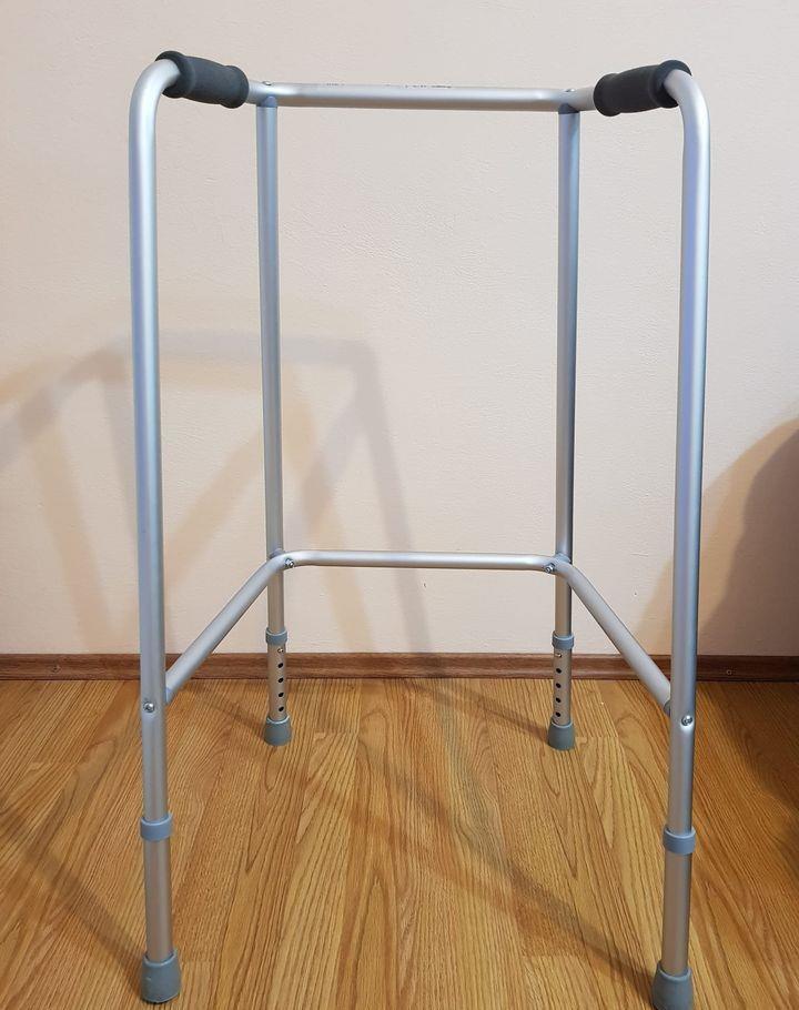 Vând aparate medicale