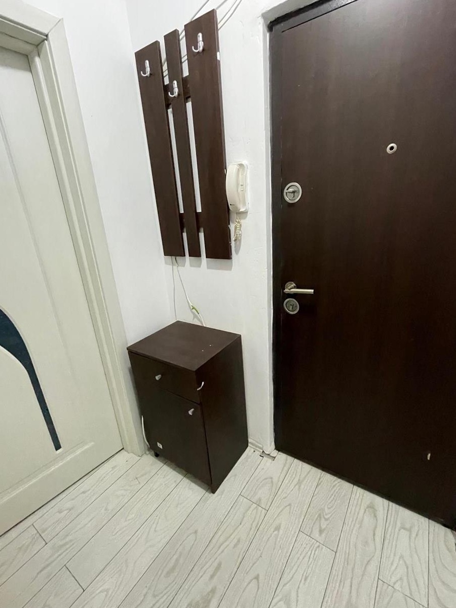 Vand Apartament 1 camera decomandat 32 mp