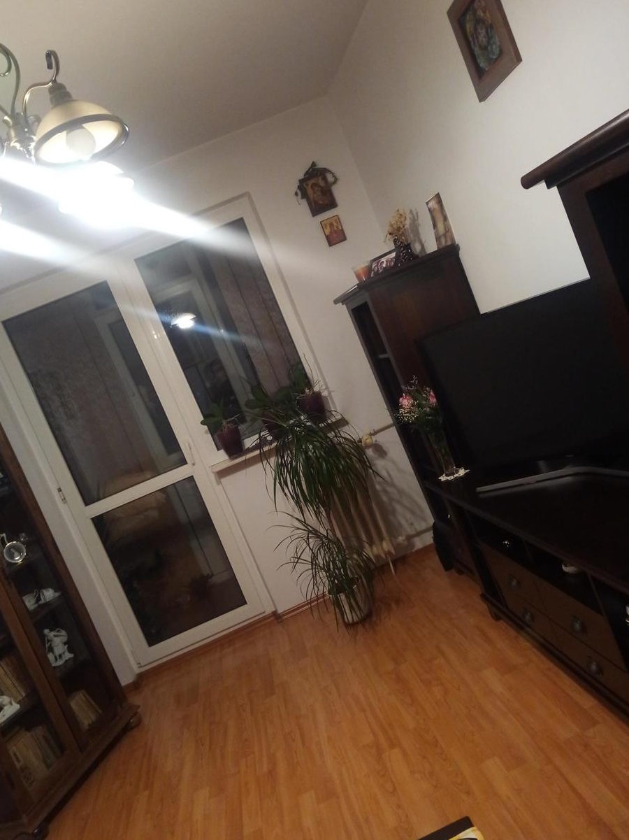 Vând apartament 2 camere , 55000 euro, Pitești,zona Kaufland Exercitiu.