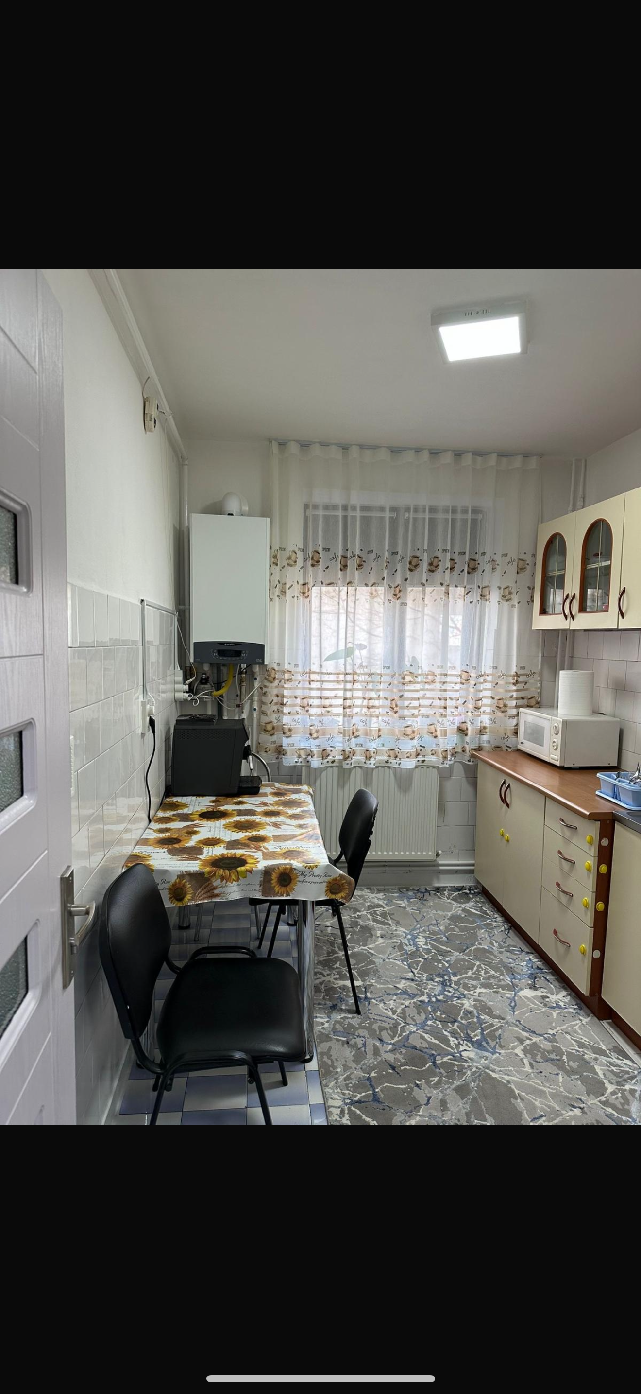 vand apartament 2 camere