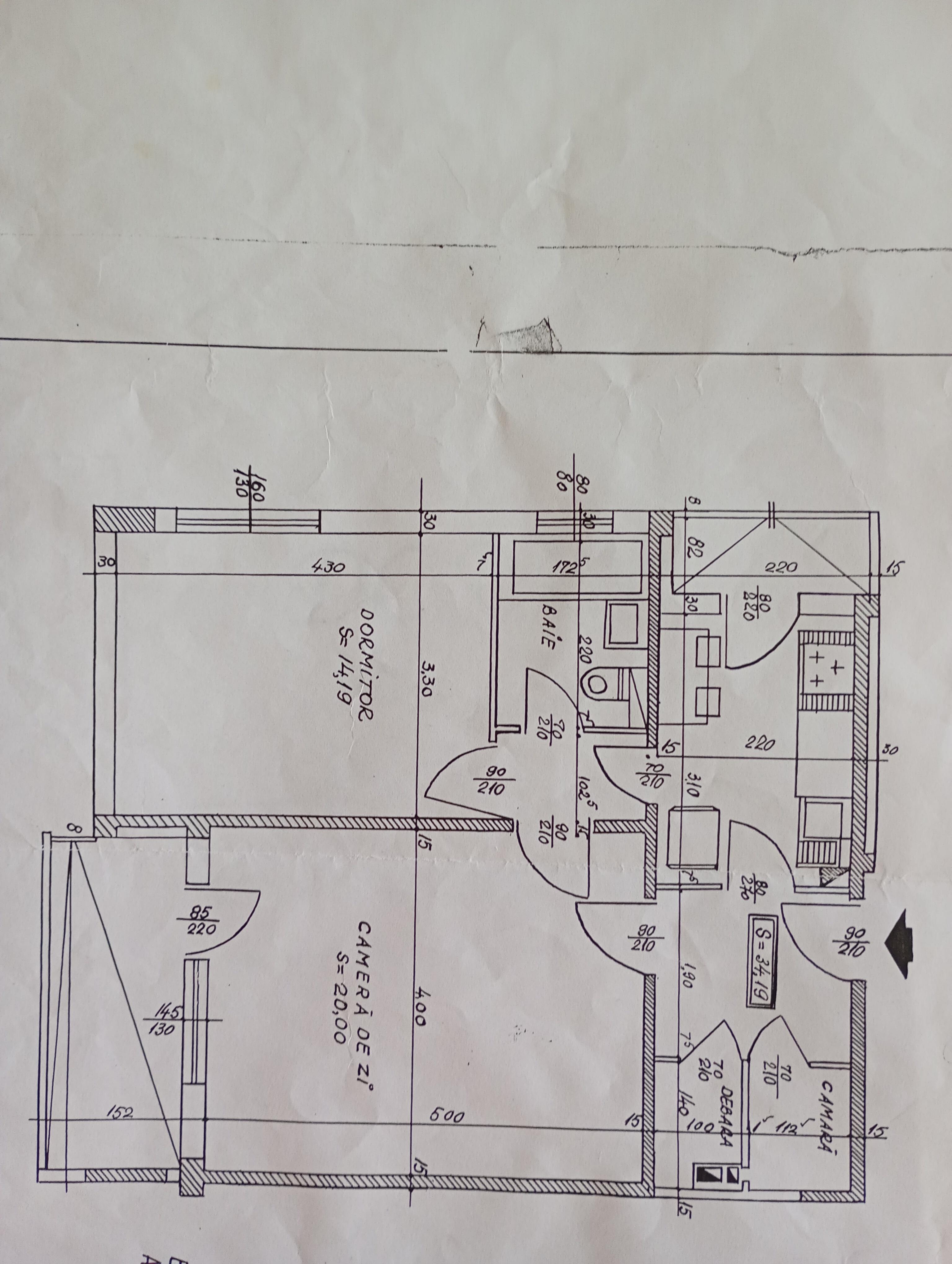 Vand apartament 2 camere pe Bd Basarabia