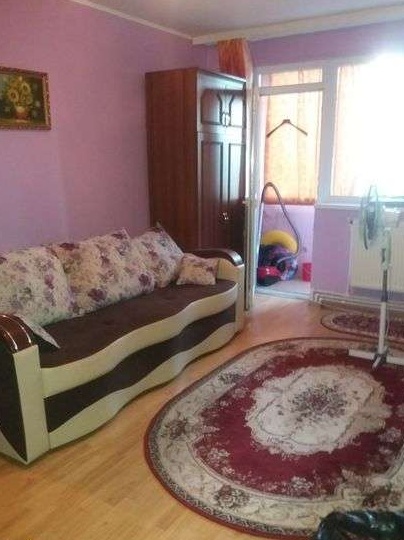 Vând apartament 2 camere Republicii